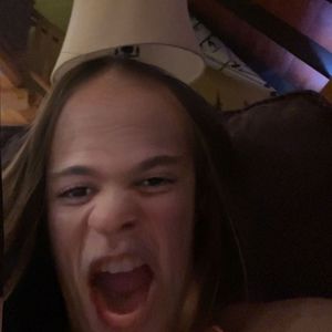 Meet your Posher, Lea